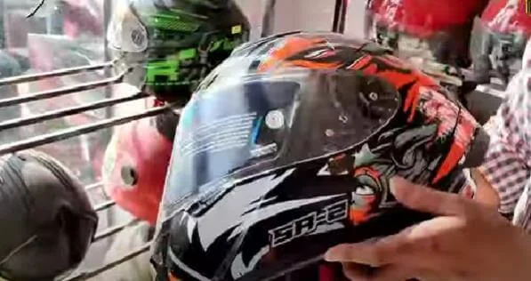 How Much Does A Motorcycle Helmet Weigh? Revealed True » Helmet Only