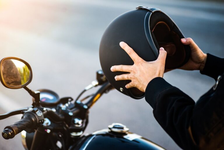 Modular Motorcycle helmets vs Full Face: Which Is Safer?